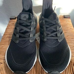 Adidas Ultraboost 21